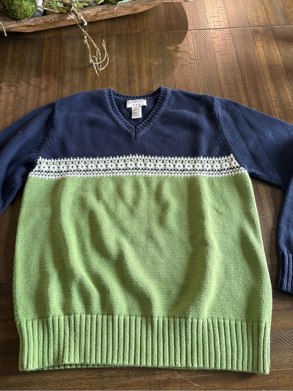 VTG Covington Green and Blue Fair Isle Ski Winter V-Neck Sweater Cotton Large